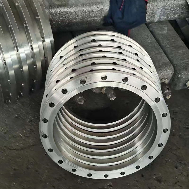 Manufacturer Price A105 Pipe Fitting RF/Rtj/FF ANSI/JIS/DIN/API 6A Cl150 ASME Welding Forged Weld Neck Carbon Steel Stainless Steel Flange